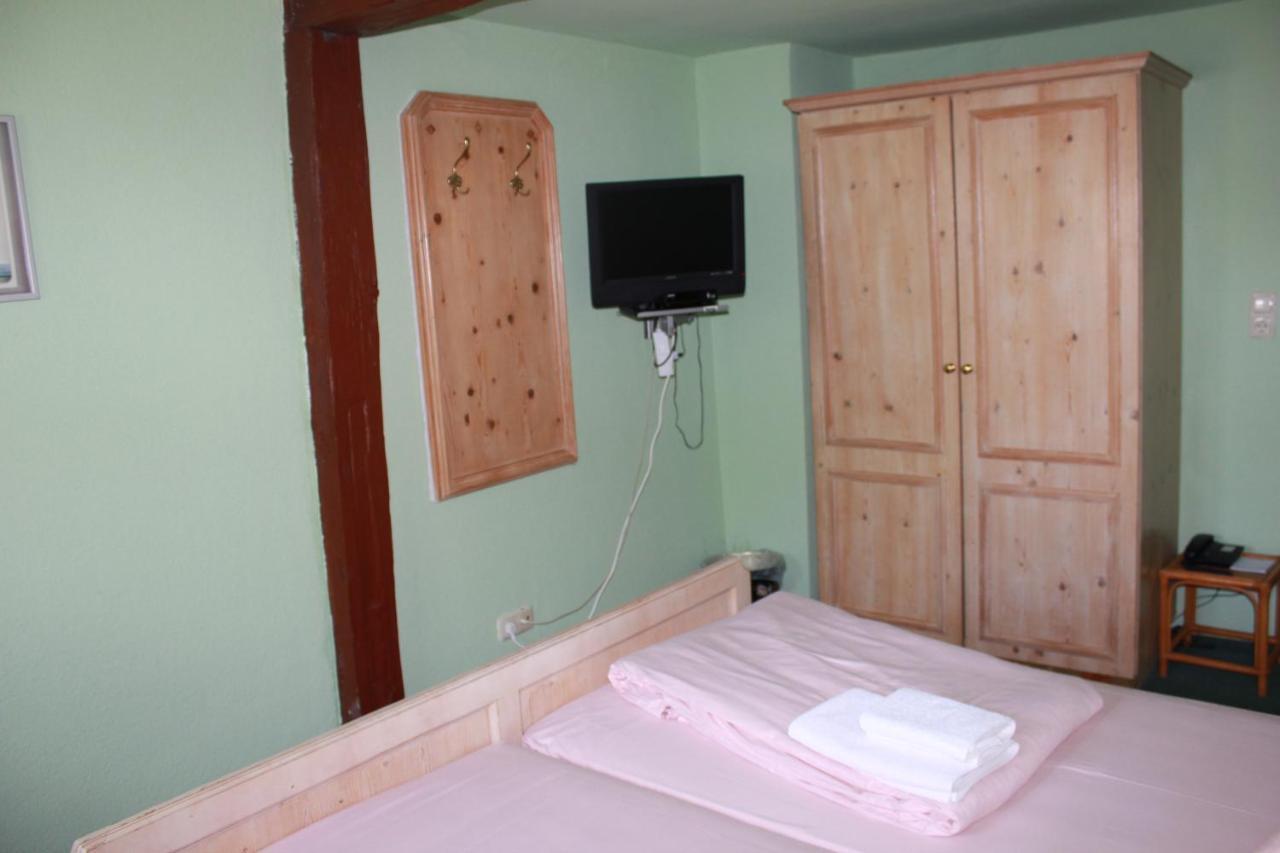 Hotel Zur Friedenslinde Nuremberg Ngoại thất bức ảnh