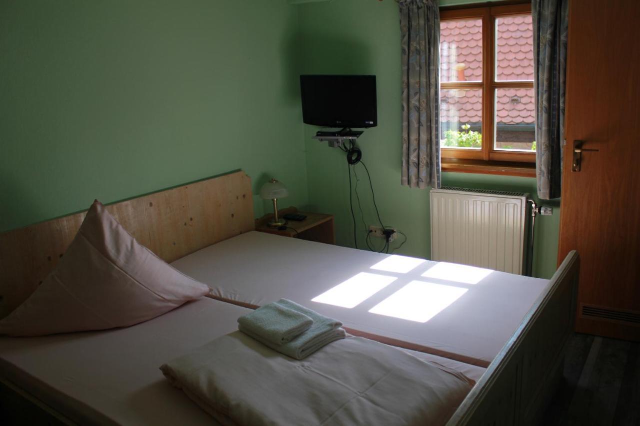 Hotel Zur Friedenslinde Nuremberg Ngoại thất bức ảnh