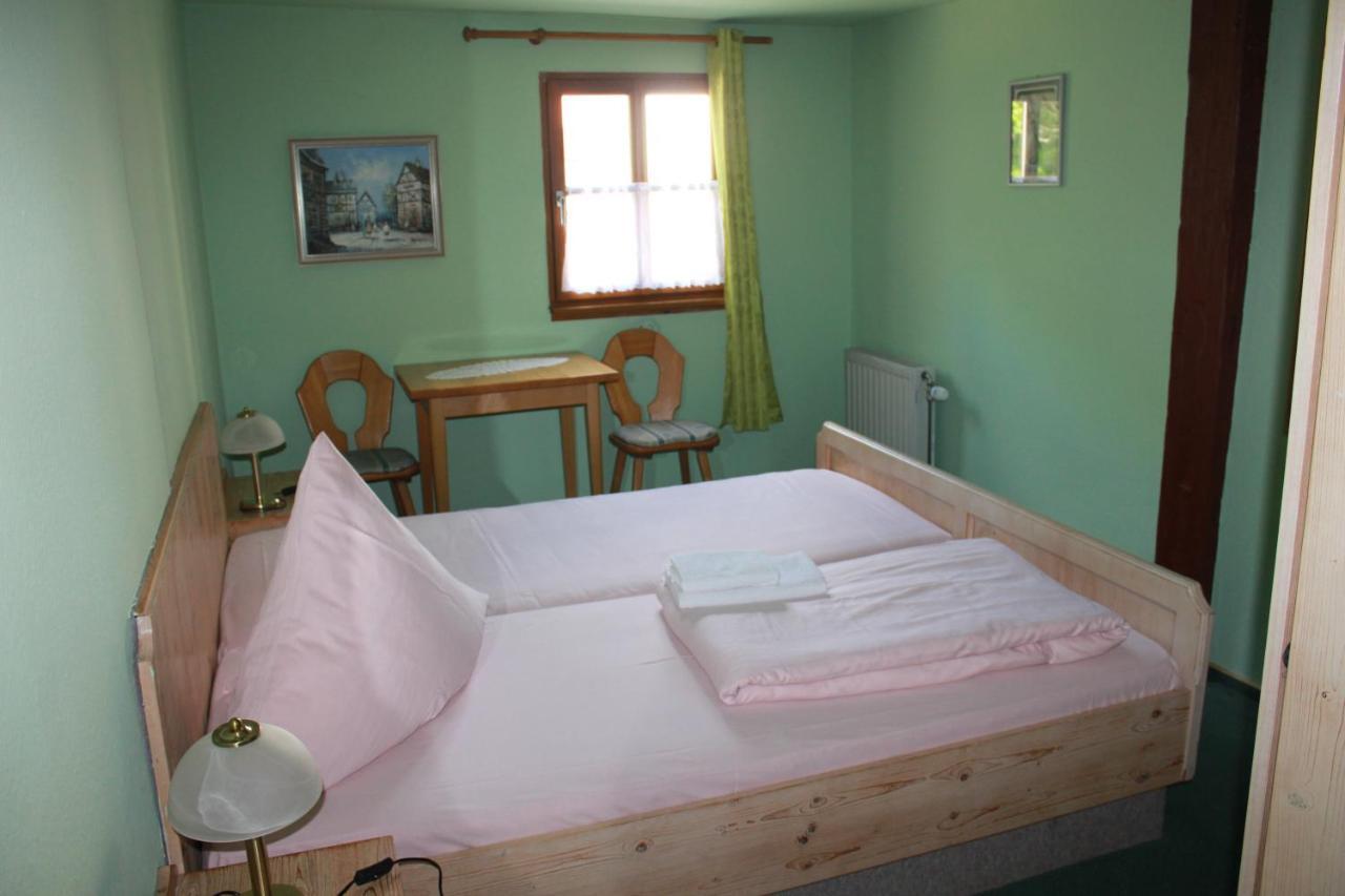 Hotel Zur Friedenslinde Nuremberg Ngoại thất bức ảnh