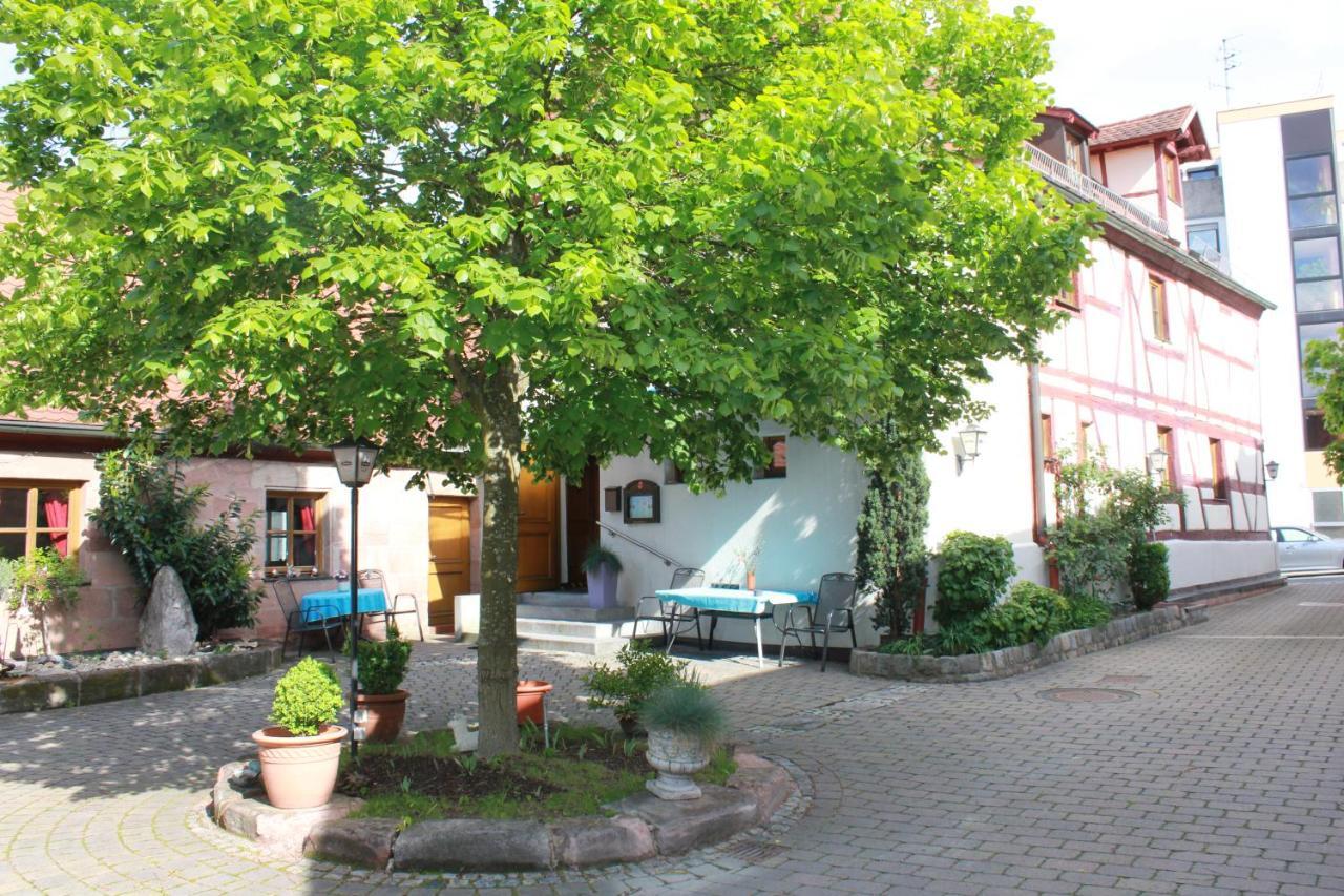 Hotel Zur Friedenslinde Nuremberg Ngoại thất bức ảnh